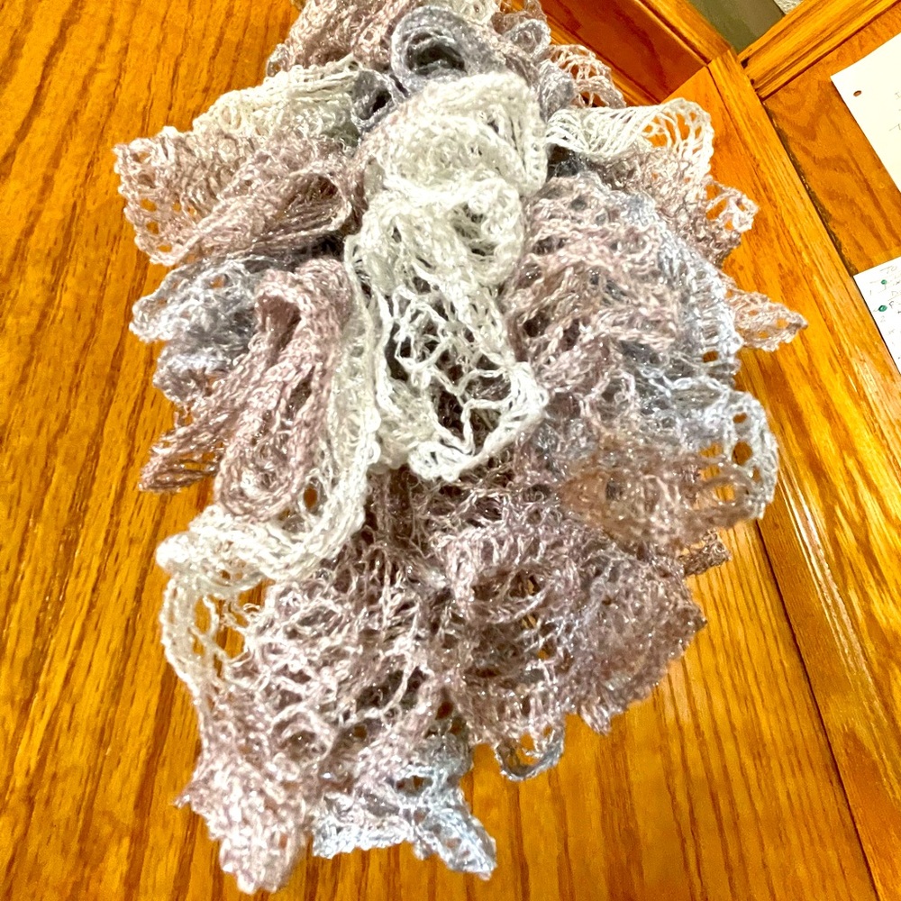 Sparkle Multi-Color light gray, med gray & ly mauve Woven Scarf. 69in